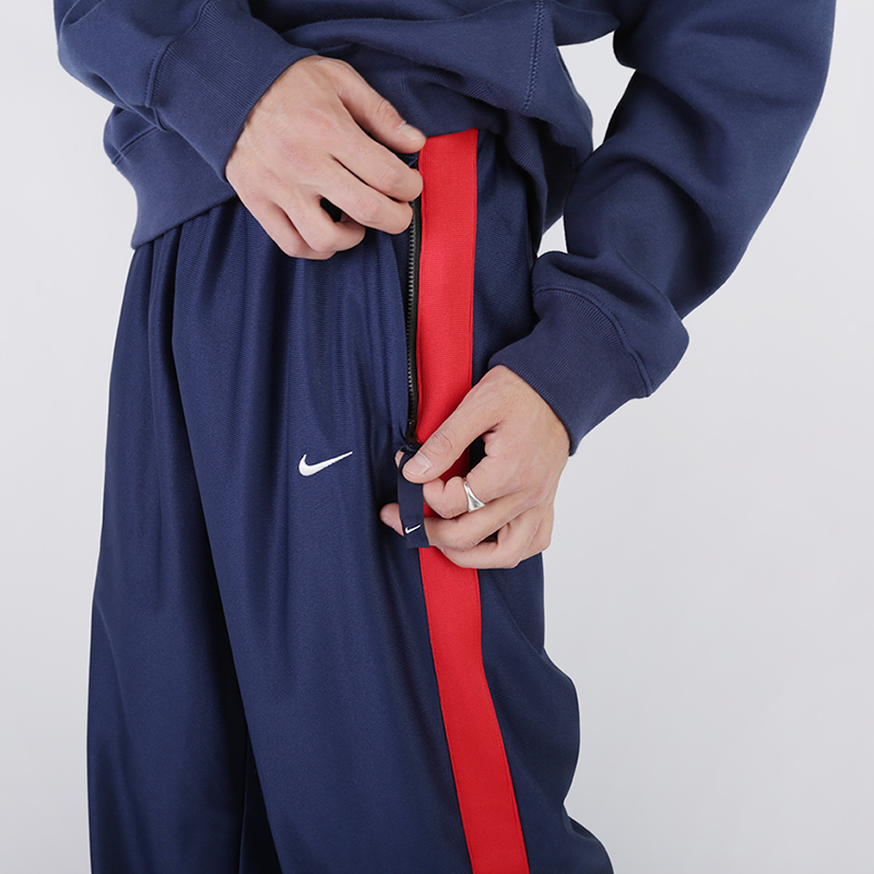 мужские синие брюки Nike NRG Solid Swoosh Stripe CD6383-410 - цена, описание, фото 4