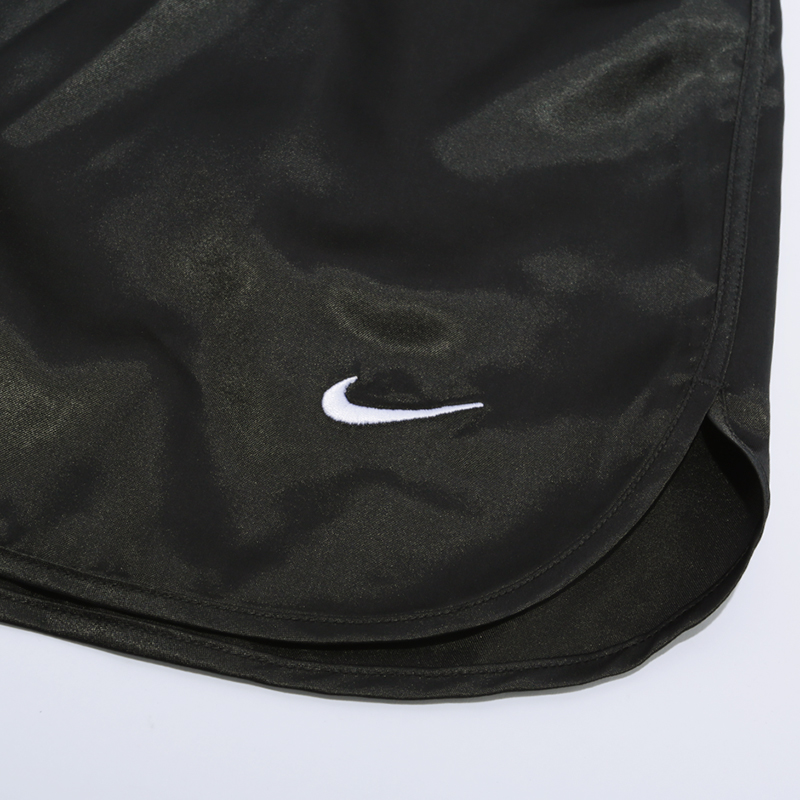 женские черные шорты Nike NRG SSNL CD6388-010 - цена, описание, фото 3