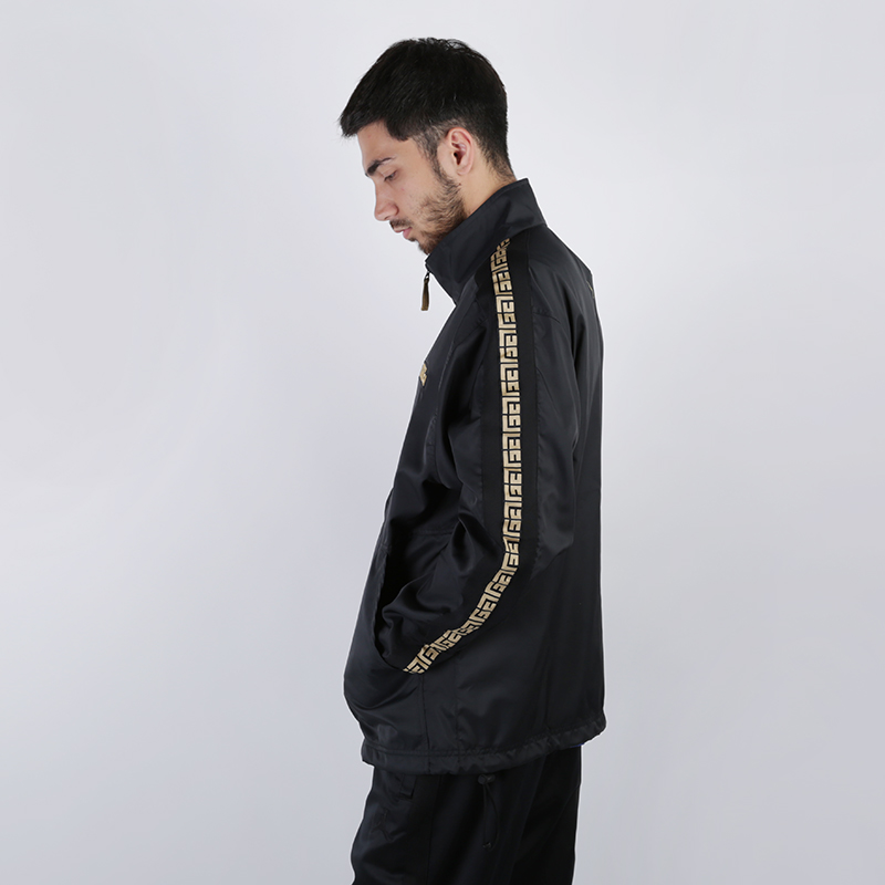мужская черная куртка Nike Giannis 'Coming to America' CQ6308-010 - цена, описание, фото 3