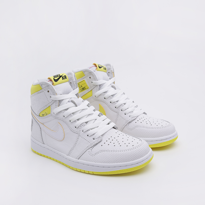 мужские белые кроссовки Jordan 1 Retro High OG 555088-170 - цена, описание, фото 1