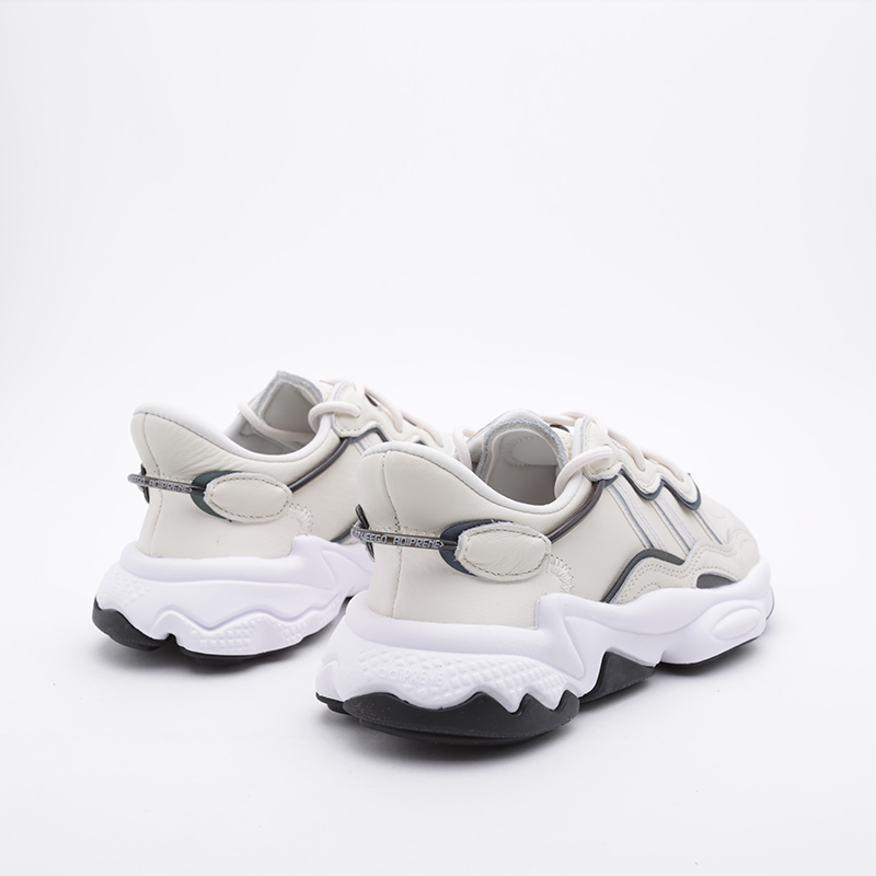 женские белые кроссовки adidas Ozweego W EE7018 - цена, описание, фото 5