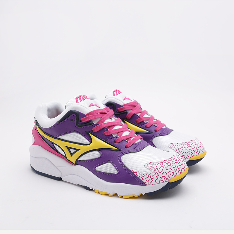 фото Кроссовки mizuno