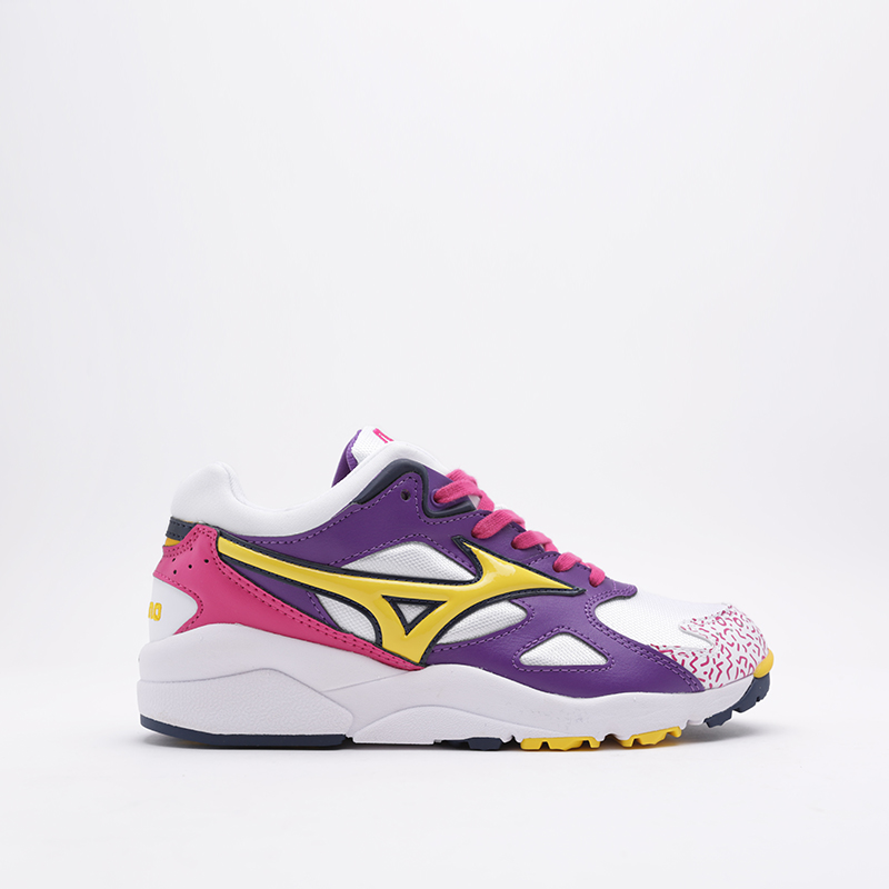  белые кроссовки Mizuno Sky Medal D1GA192260 - цена, описание, фото 1