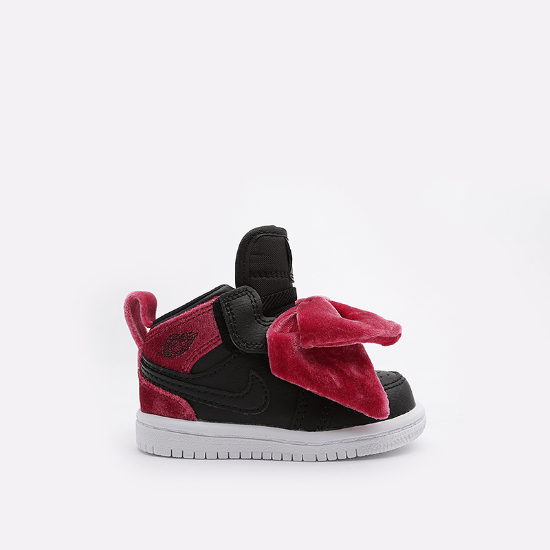 

Кроссовки Jordan, Черный, 1 Mid Bow TD