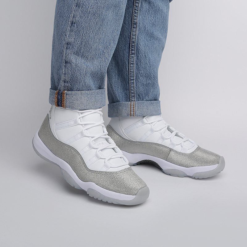 Женские кроссовки Jordan WMNS 11 Retro (AR0715-100)  - цена, описание, фото 7