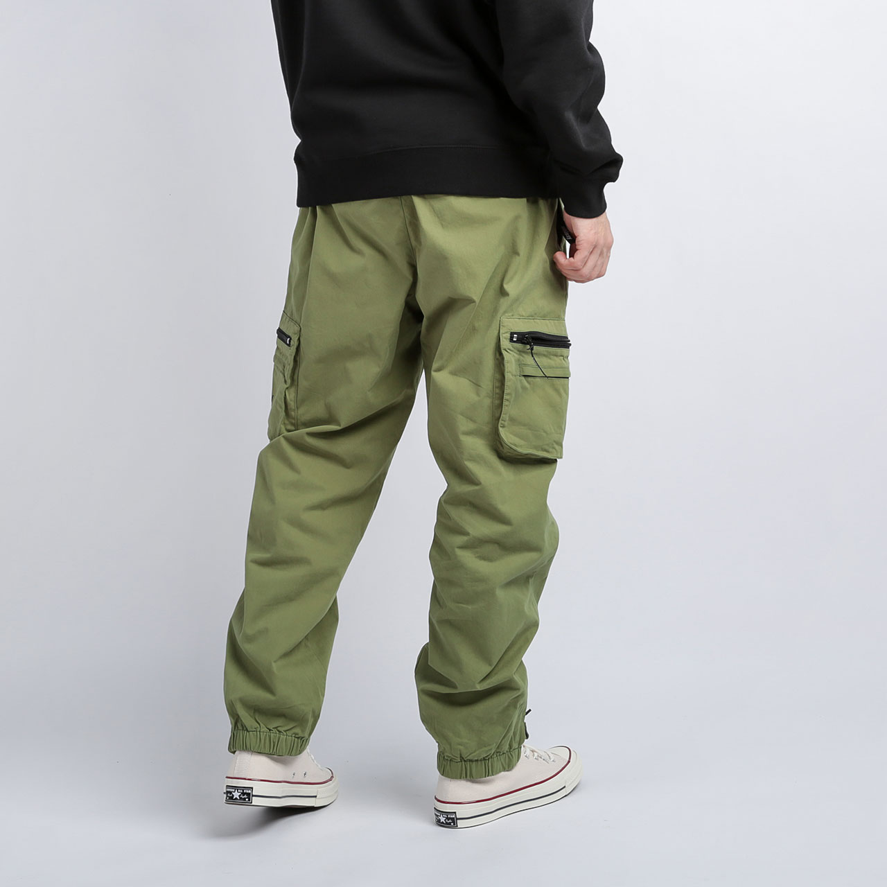 мужские зеленые брюки Stussy Big Pocket Nylon Pant 116408 - цена, описание, фото 3
