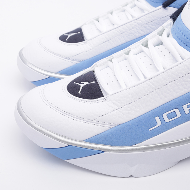 мужские белые кроссовки Jordan Team Showcase CD4150-104 - цена, описание, фото 5