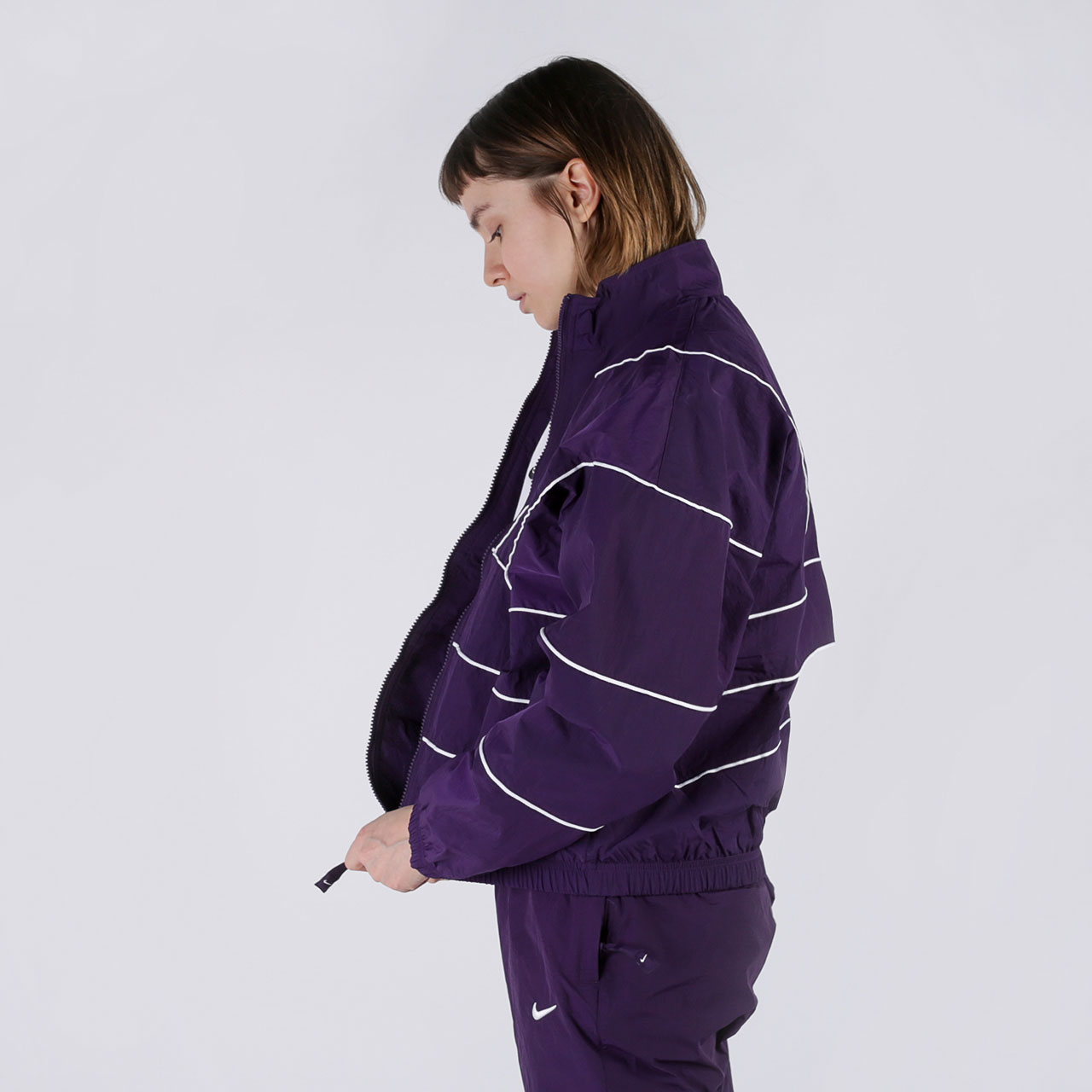 женская фиолетовая куртка Nike Women's Track Jacket CD6541-525 - цена, описание, фото 5