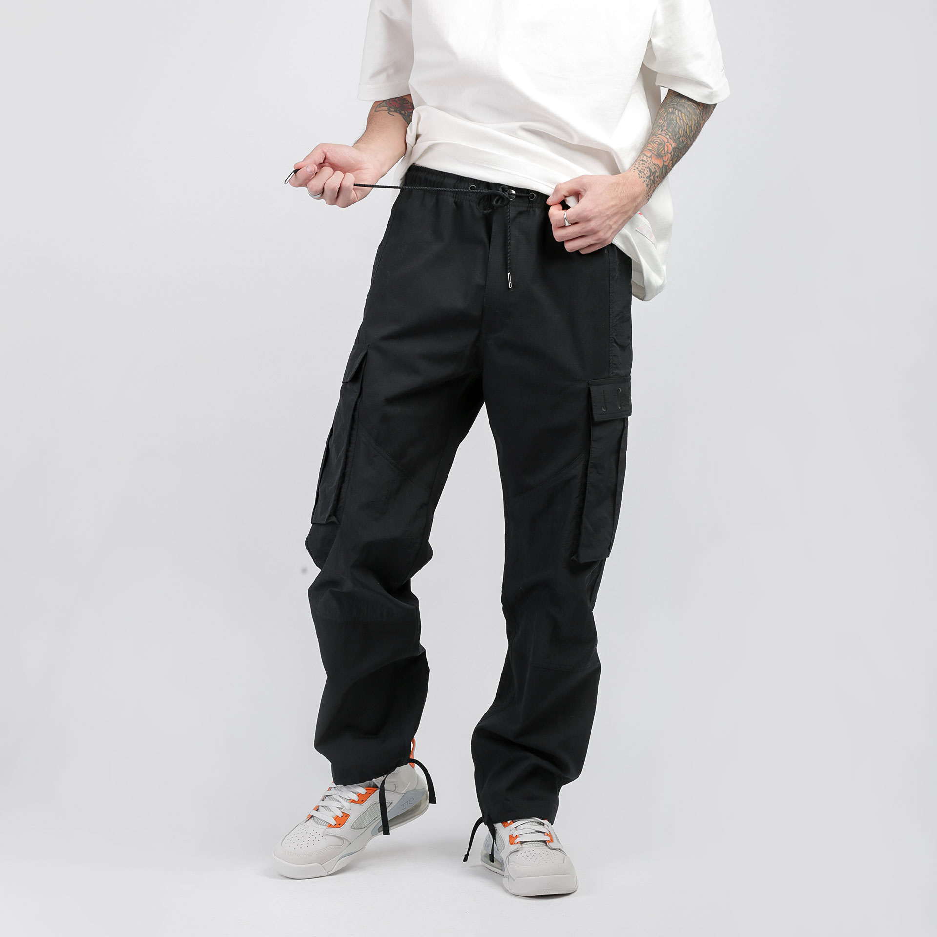 мужские черные брюки Jordan Sport DNA Cargo Trousers CD5734-010 - цена, описание, фото 3