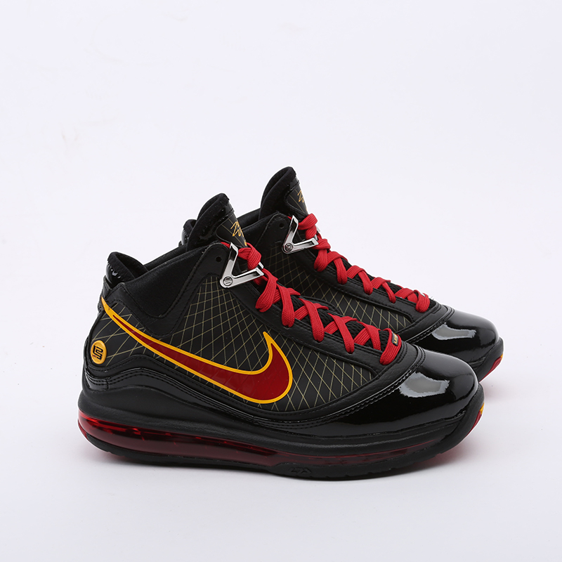  черные баскетбольные кроссовки Nike Lebron VII QS CU5646-001 - цена, описание, фото 2