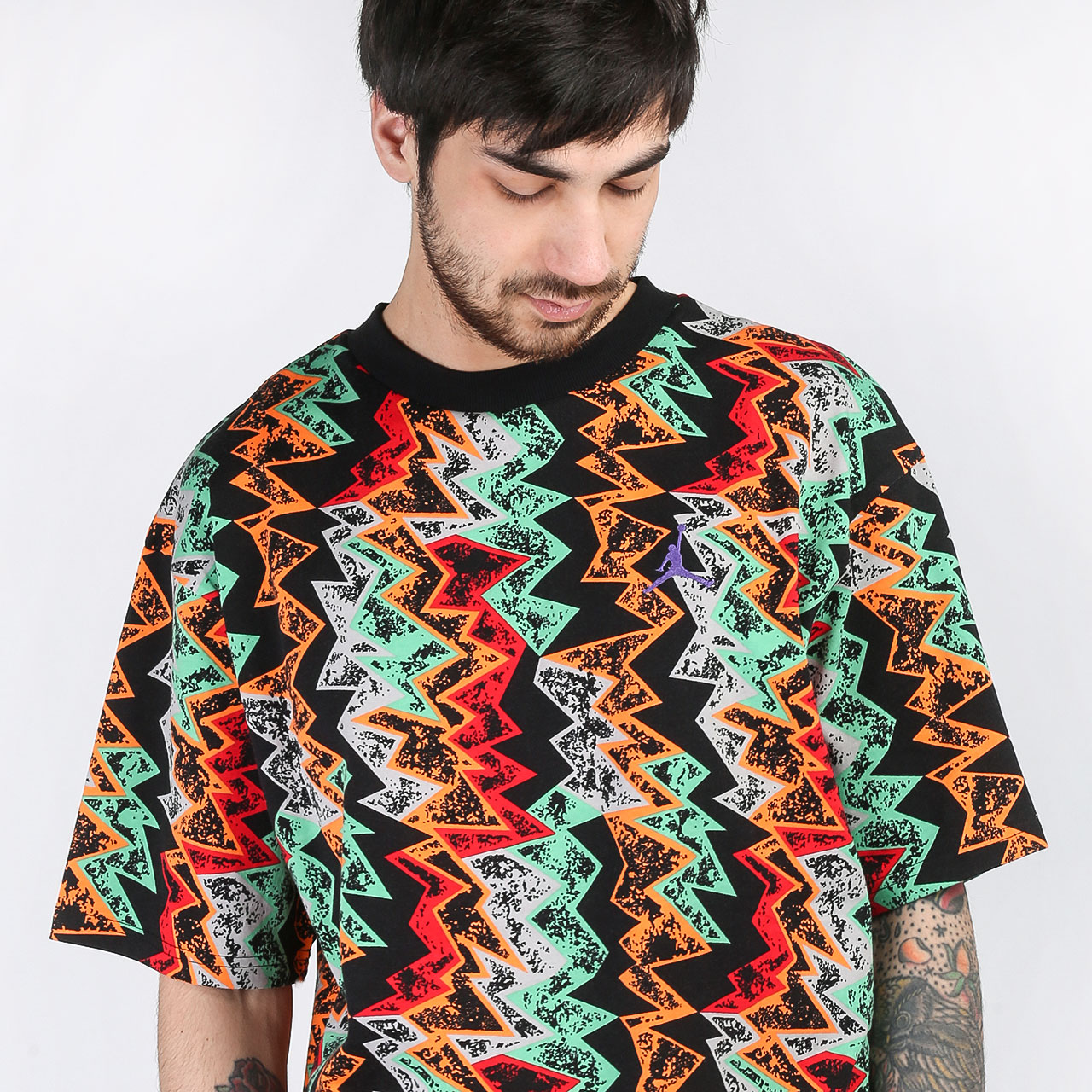 Мужская футболка Jordan QS T-Shirt (CW0911-010)  - цена, описание, фото 2