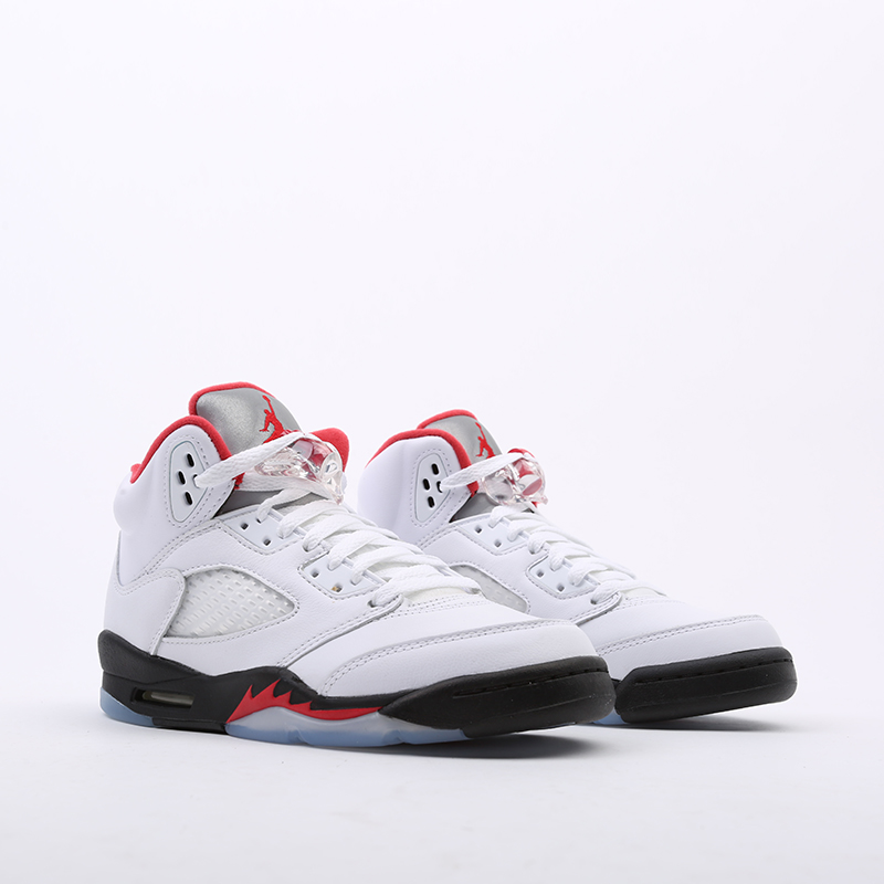 Женские кроссовки Jordan 5 Retro (GS) (440888-102)  - цена, описание, фото 4
