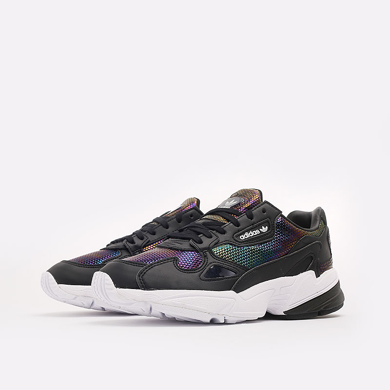 adidas falcon w