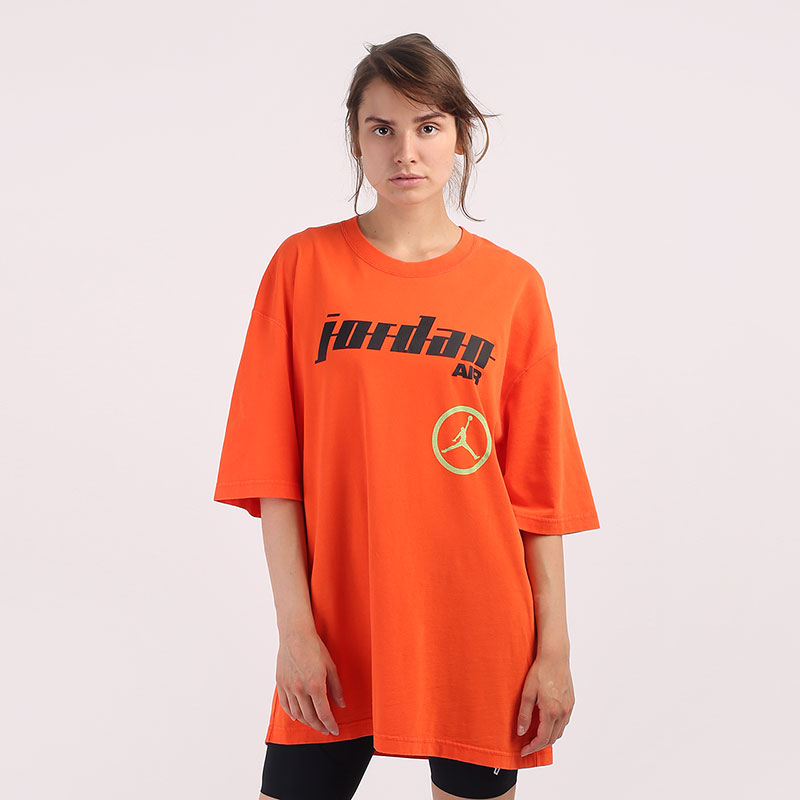 женская оранжевая футболка Jordan Moto Oversized T-Shirt CW2204-891 - цена, описание, фото 1