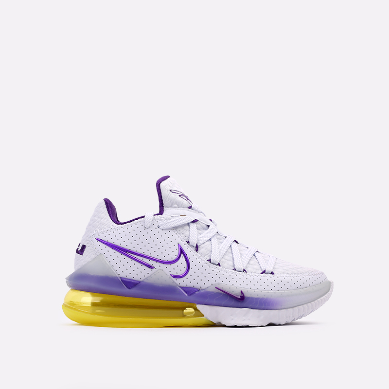  белые баскетбольные кроссовки Nike Lebron XVII Low CD5007-102 - цена, описание, фото 1