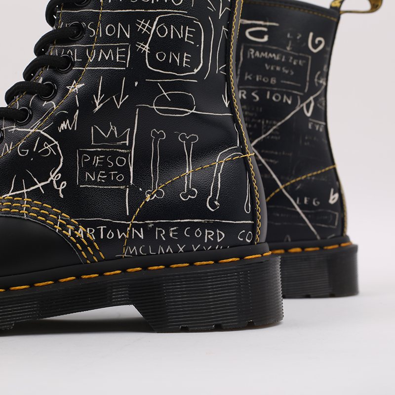  черные ботинки Dr. Martens x 1460 Basquait 26319009 - цена, описание, фото 7