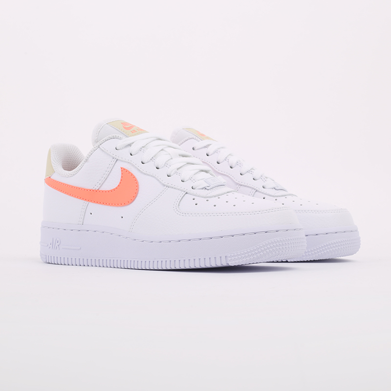 женские белые кроссовки Nike WMNS Air Force 1 '07 315115-157 - цена, описание, фото 2