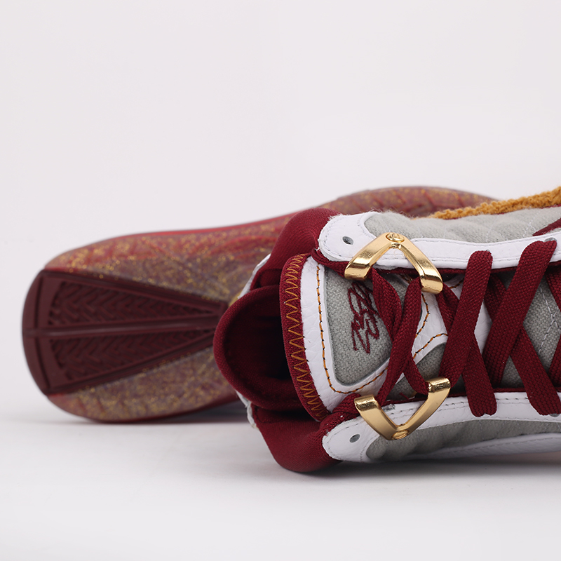 Баскетбольные кроссовки Nike Lebron VII QS (CZ8915-100)  - цена, описание, фото 5