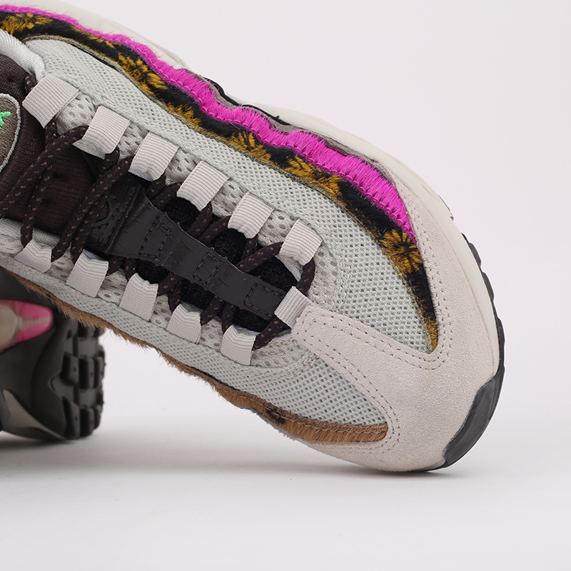 женские разноцветные кроссовки Nike WMNS Air Max 95 PRM CZ8102-001 - цена, описание, фото 7
