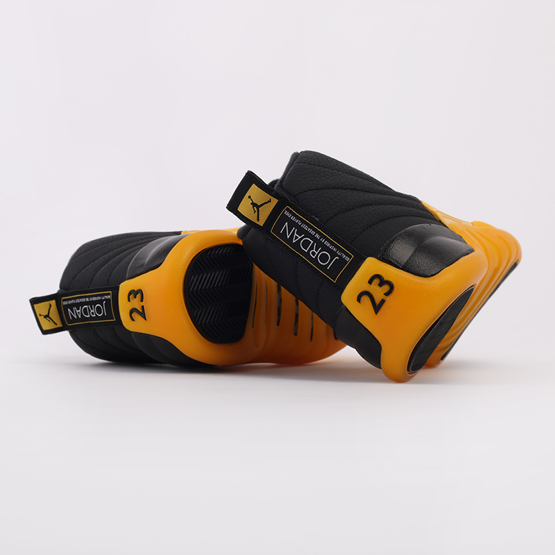 мужские черные кроссовки Jordan 12 Retro 130690-070 - цена, описание, фото 4