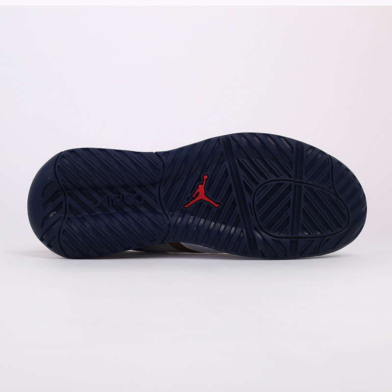 

Кроссовки Jordan, Белый, Max 200