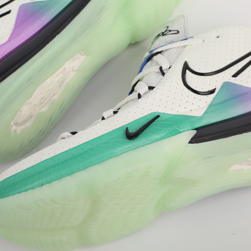 Мужские баскетбольные кроссовки Nike Lebron XVII Low (CD5007-005)  - цена, описание, фото 7