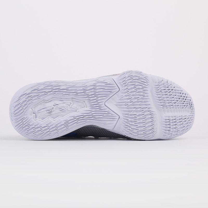 Баскетбольные кроссовки Nike Lebron XVII Low (CD5007-004)  - цена, описание, фото 8