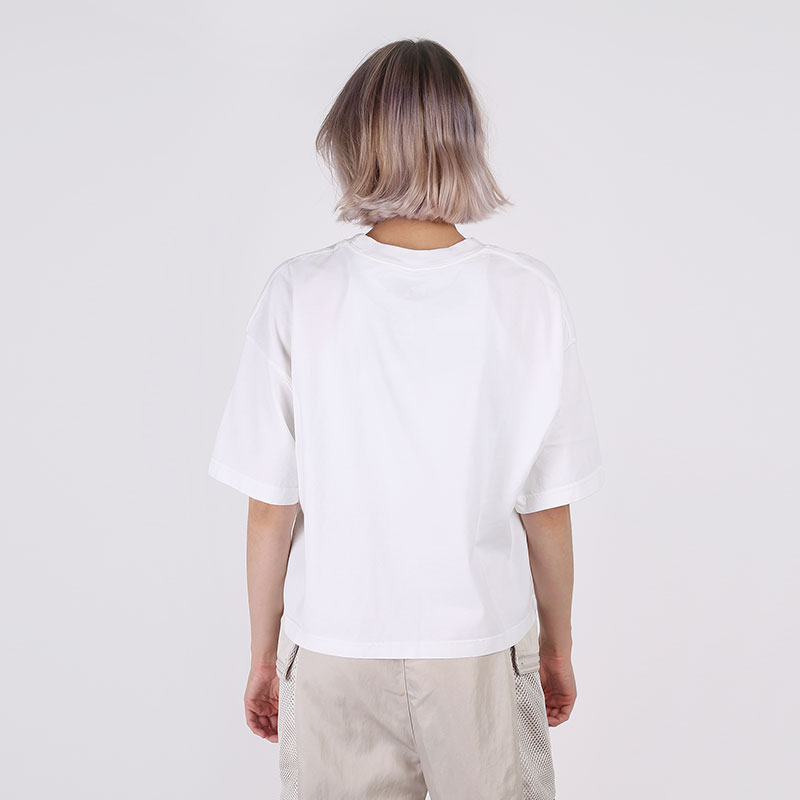 женская белая футболка Jordan Essentials Short-Sleeve Boxy CZ4139-100 - цена, описание, фото 2