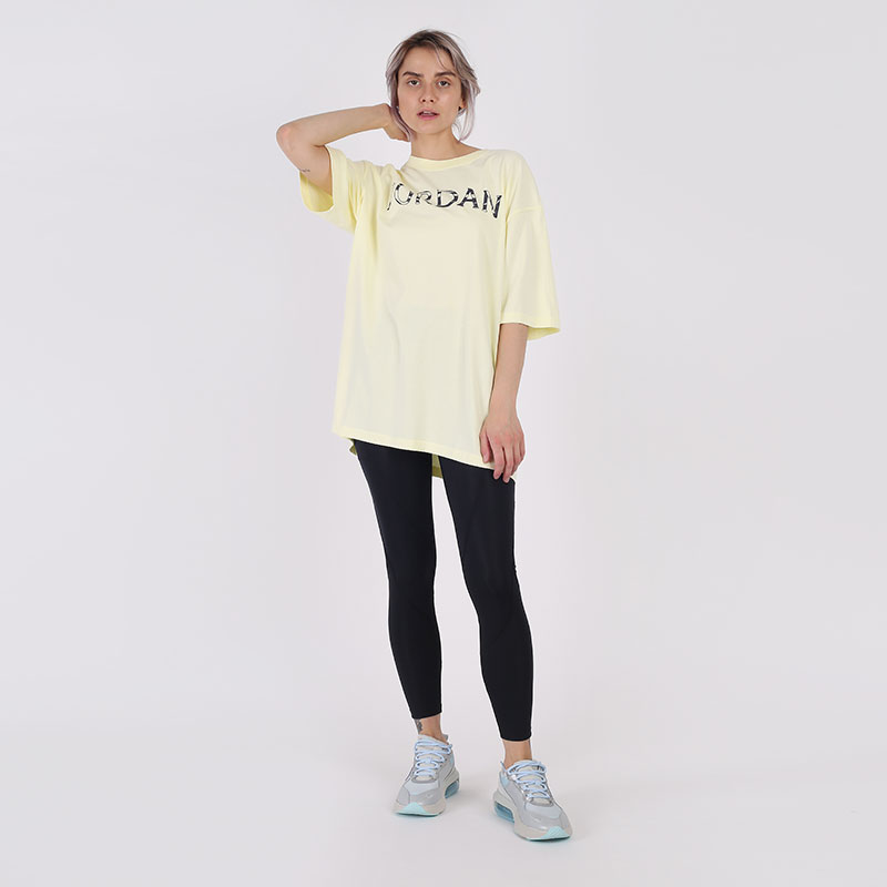 женская желтая футболка Jordan Utility T-Shirt CV7443-877 - цена, описание, фото 4