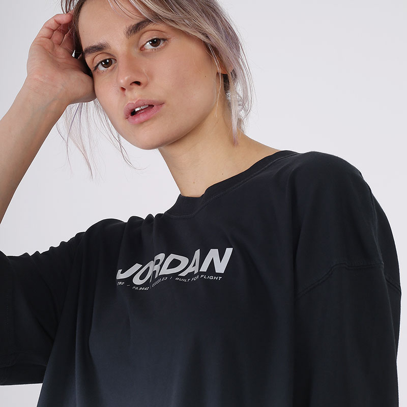 женская черная футболка Jordan Oversize SS Tee CU6368-073 - цена, описание, фото 3