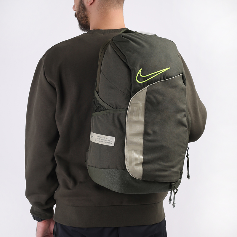  зеленый рюкзак Nike Elite Pro 23L CK4237-325 - цена, описание, фото 1