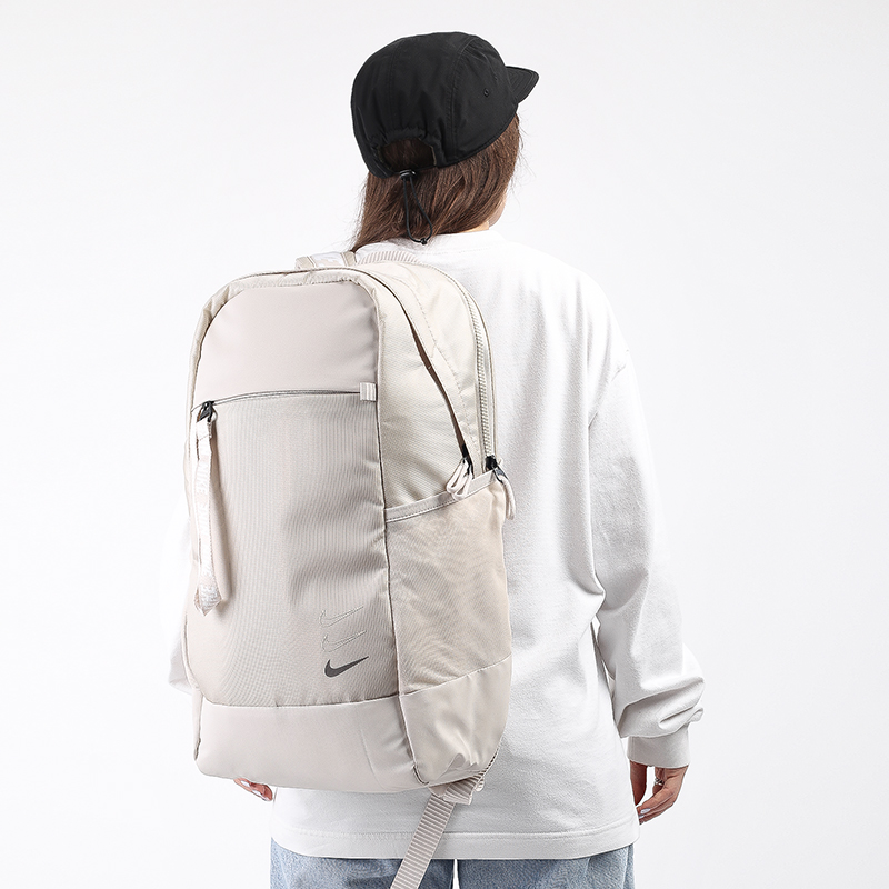  бежевый рюкзак Nike Essentials Backpack BA6143-104 - цена, описание, фото 1
