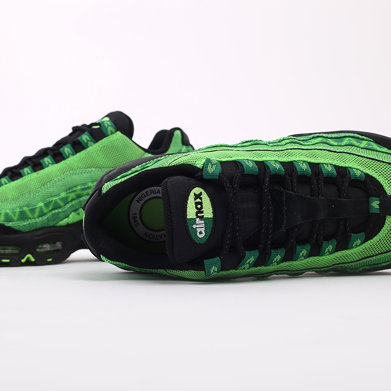 Мужские кроссовки Nike Air Max 95 CTRY (CW2360-300)  - цена, описание, фото 7