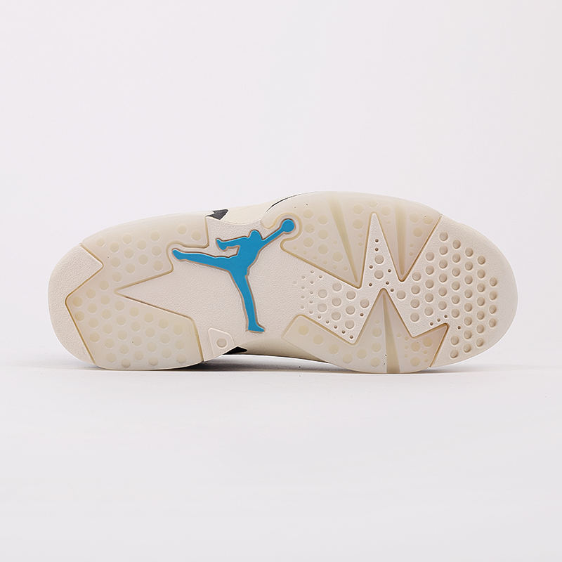 Женские кроссовки Jordan Wmns 6 Retro (CK6635-001)  - цена, описание, фото 4