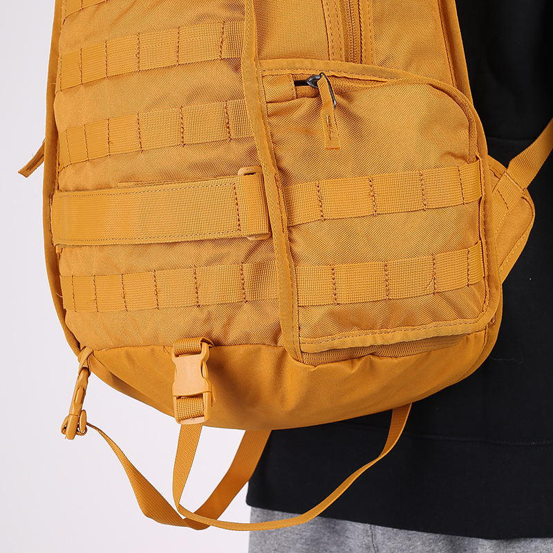  бежевый рюкзак Nike SB RPM Solid Backpack 26L BA5403-712 - цена, описание, фото 5