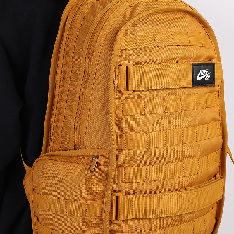  бежевый рюкзак Nike SB RPM Solid Backpack 26L BA5403-712 - цена, описание, фото 3