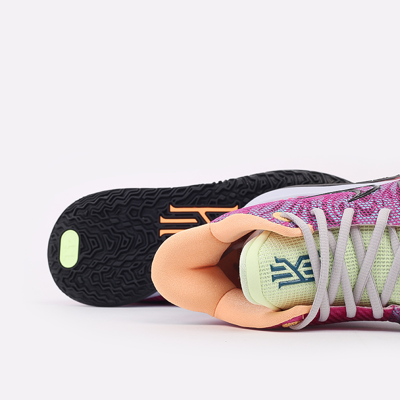 Мужские баскетбольные кроссовки Nike Kyrie 7 (DC0588-601)  - цена, описание, фото 6