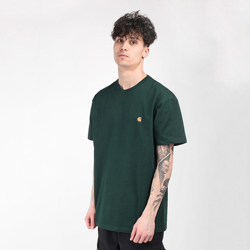 мужская зеленая футболка Carhartt WIP Chase T-Shirt I026391-bottlegr/gold - цена, описание, фото 1