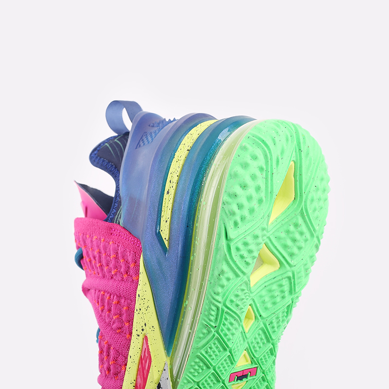 Мужские баскетбольные кроссовки Nike Lebron XVIII (DB8148-600)  - цена, описание, фото 5