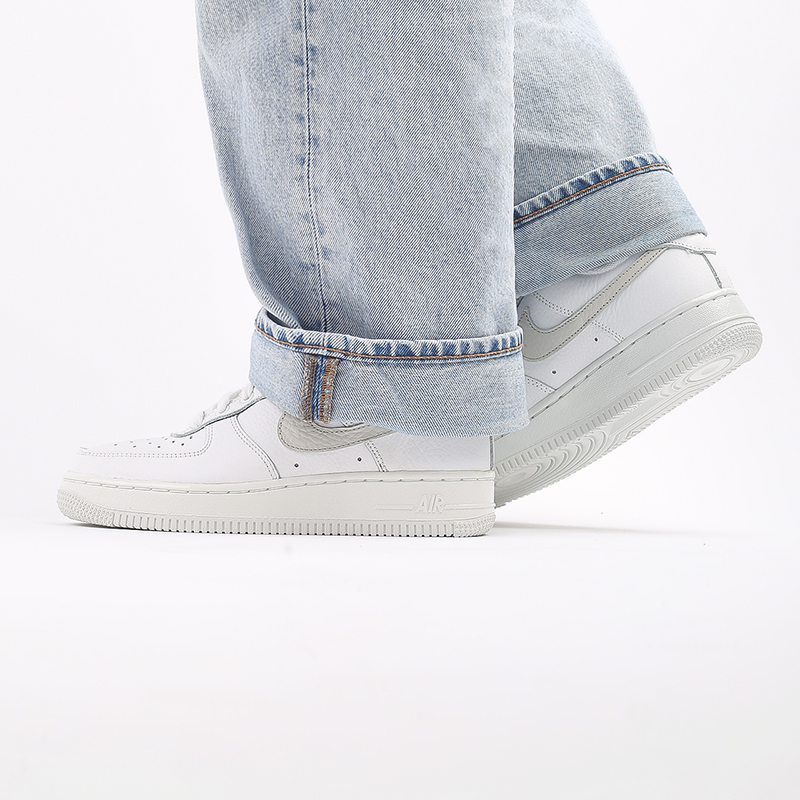 Женские кроссовки Nike WMNS Air Force 1 '07 (DC1162-100)  - цена, описание, фото 7