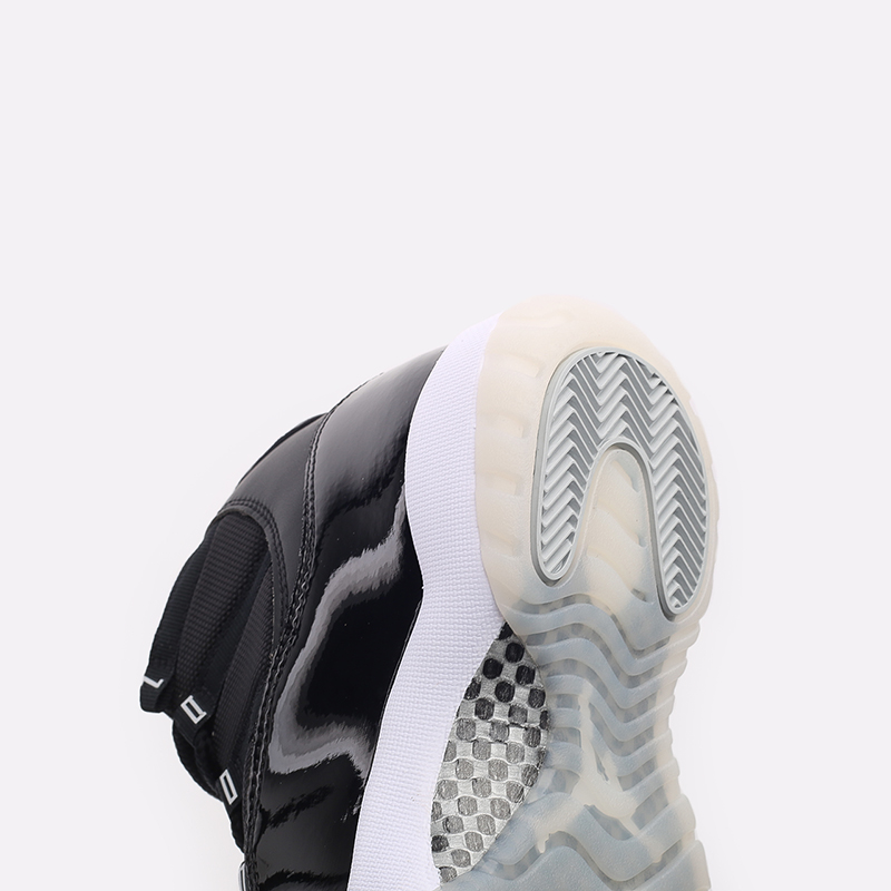 Кроссовки Jordan 11 Retro фото 5