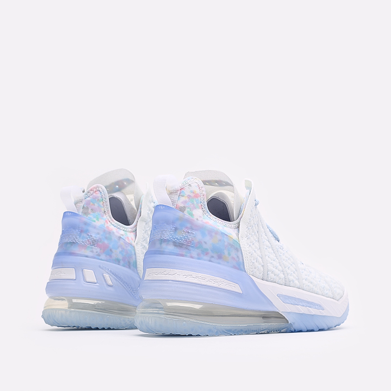 Мужские баскетбольные кроссовки Nike Lebron XVIII (CW3156-400)  - цена, описание, фото 3