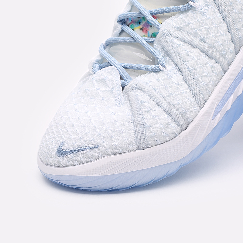 мужские белые баскетбольные кроссовки Nike Lebron XVIII CW3156-400 - цена, описание, фото 5