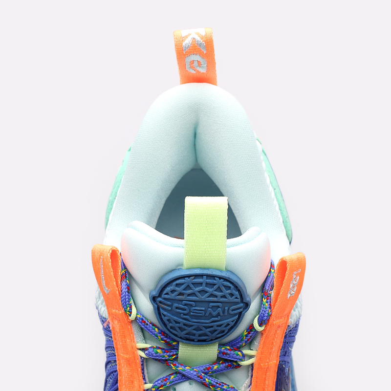  голубые баскетбольные кроссовки Nike Cosmic Unity DA6725-500 - цена, описание, фото 5