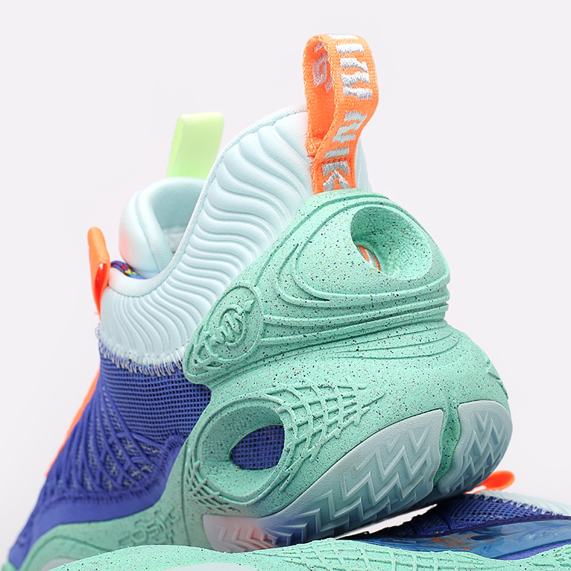 Баскетбольные кроссовки Nike Cosmic Unity (DA6725-500)  - цена, описание, фото 6