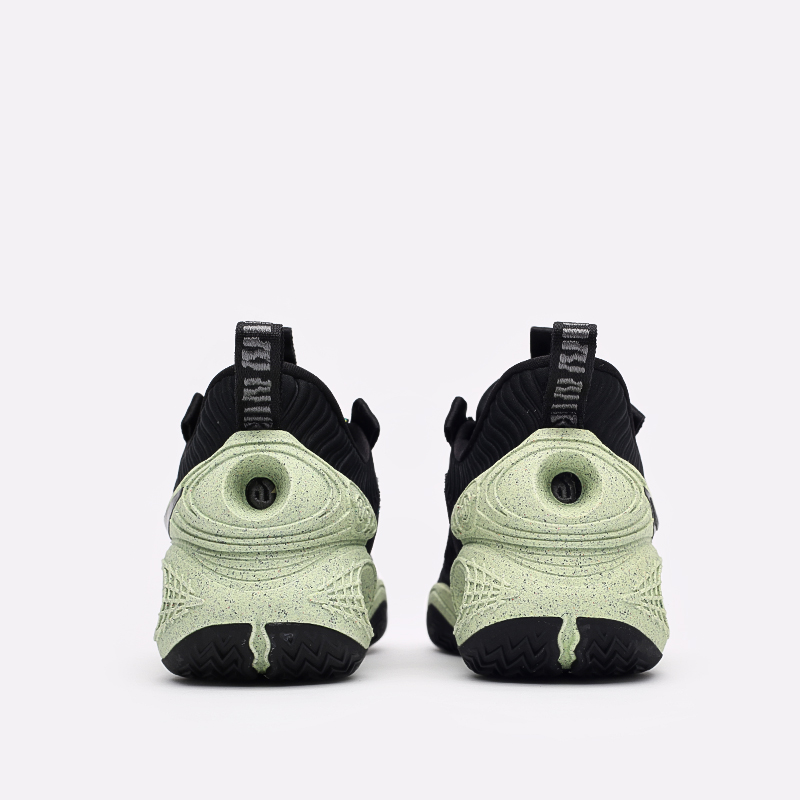Мужские баскетбольные кроссовки Nike Cosmic Unity (DA6725-001)  - цена, описание, фото 4