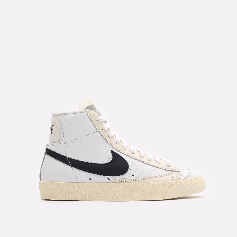 женские белые кроссовки Nike WMNS Blazer Mid '77 DD6621-100 - цена, описание, фото 1