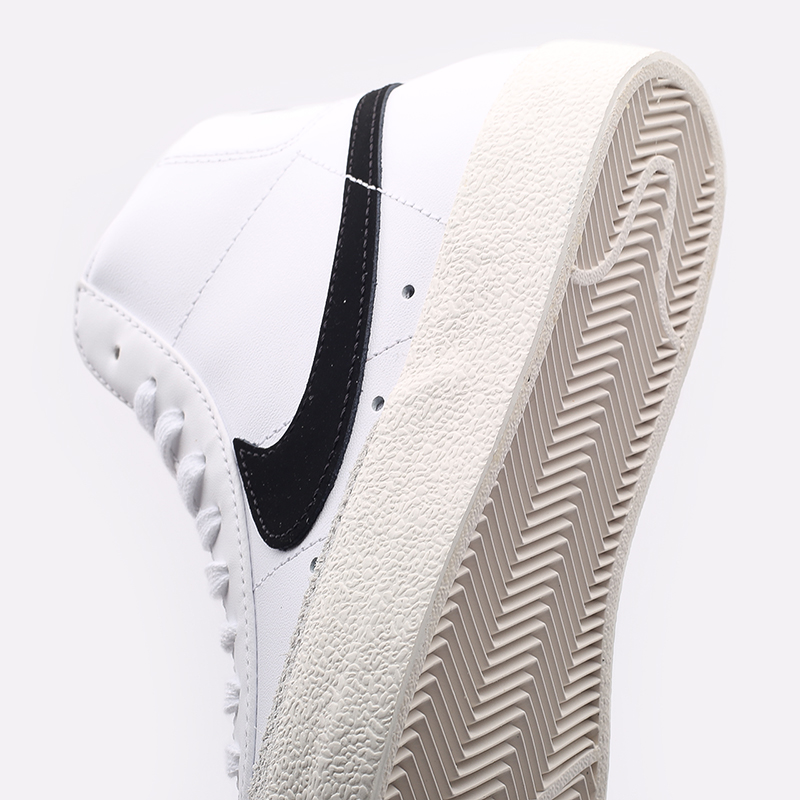 женские белые кроссовки Nike WMNS Blazer Mid '77 CZ1055-100 - цена, описание, фото 6
