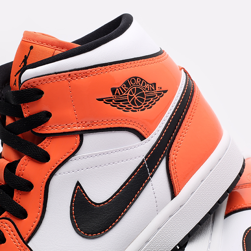 мужские оранжевые кроссовки Jordan 1 Mid SE DD6834-802 - цена, описание, фото 6
