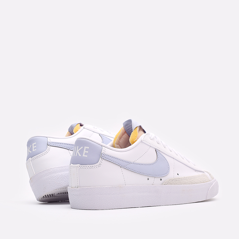 женские белые кроссовки Nike WMNS Blazer Low '77 DC4769-103 - цена, описание, фото 4